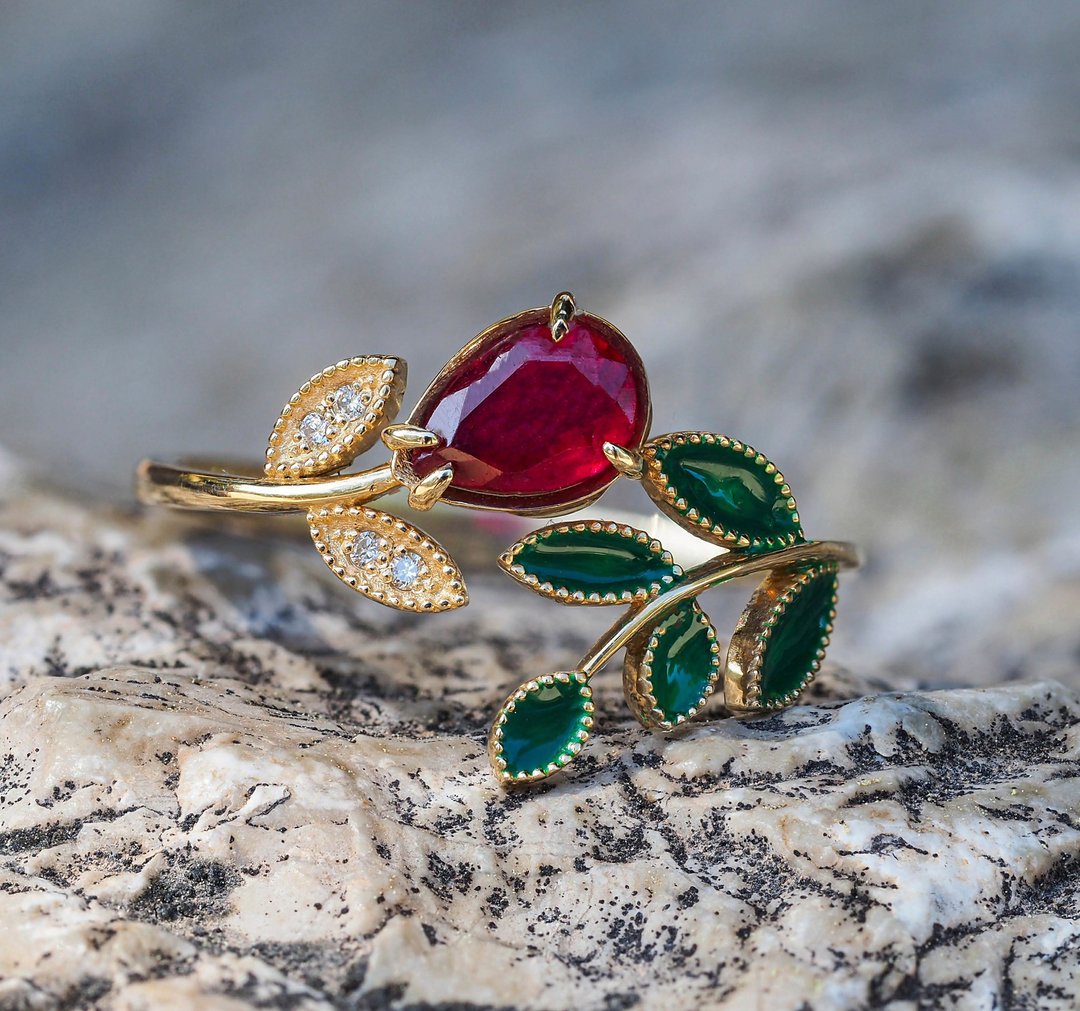 14k gold Floral  ring with Enamel Green Leaves with natural ruby, diamonds - 戒指 - 贵金属 金色