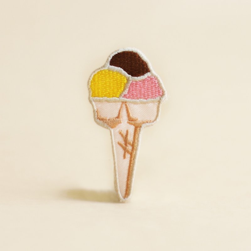 Ice Cream Iron-on Patch - 徽章/别针 - 绣线 