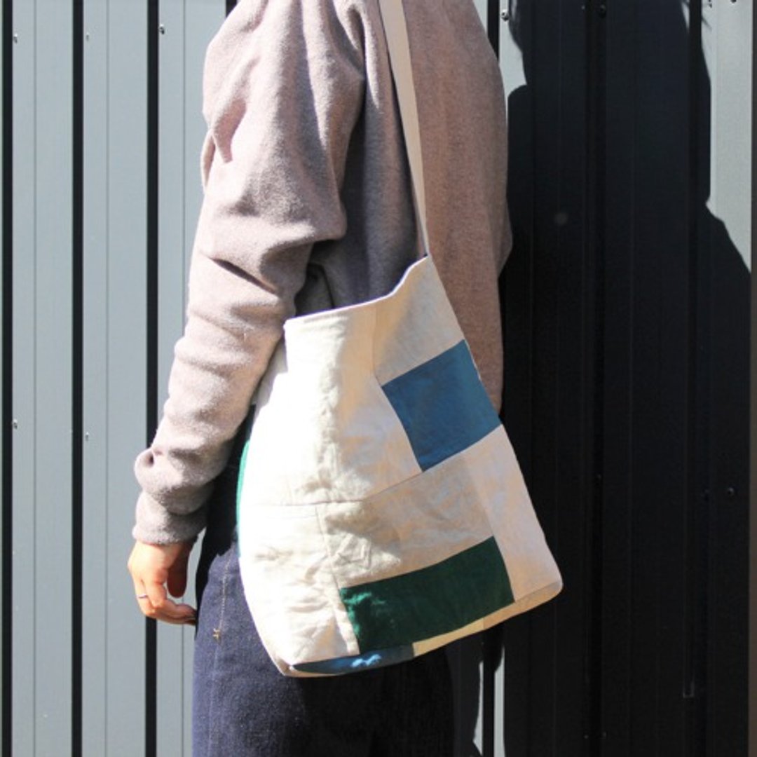Patchwork shoulder bag [green x blue] - 侧背包/斜挎包 - 棉 蓝色