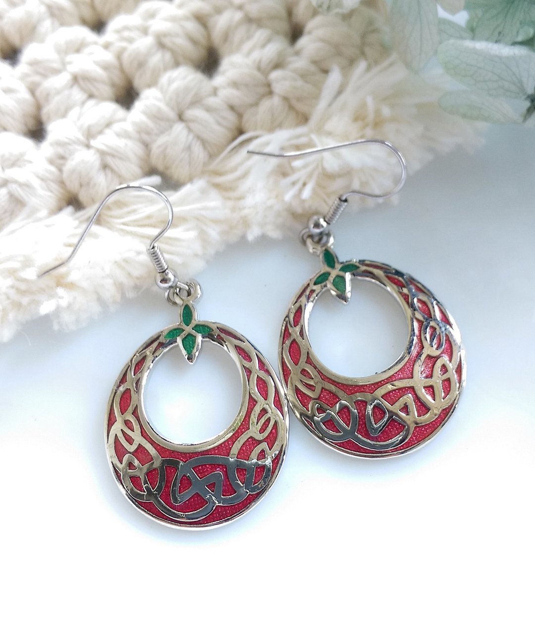 Vintage Jewelry 景泰蓝 凯尔特绳结 环圈款 红底 耳勾 针式耳环 - 耳环/耳夹 - 其他金属 金色