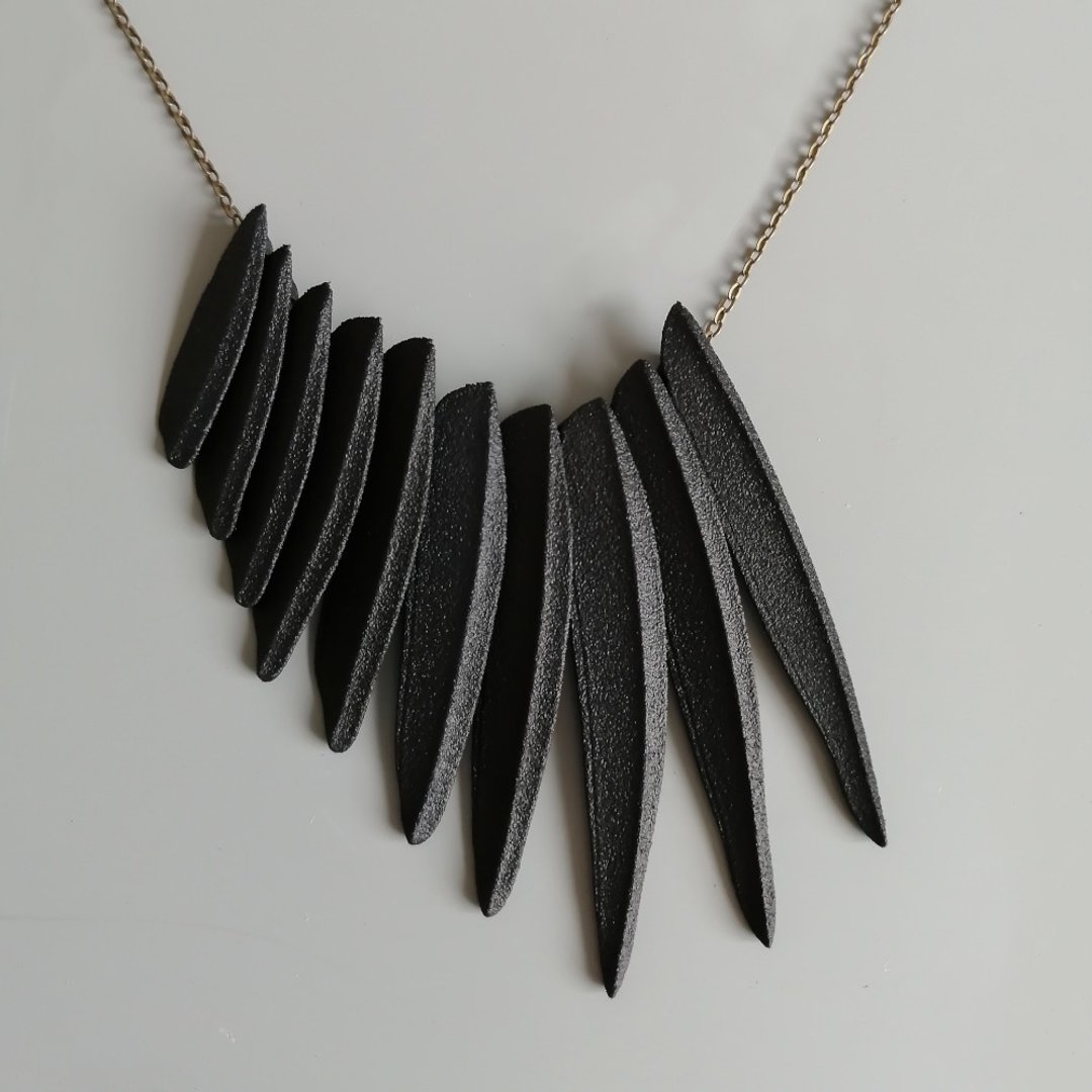 Manus necklace Black - 项链 - 塑料 黑色