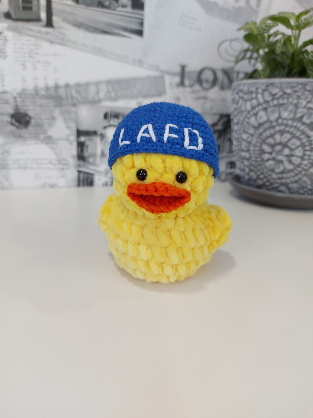 Quackity duck LAFD Beanie Inspired - MGYT Duck Crochet Plush Toy - 玩具/玩偶 - 压克力 黄色
