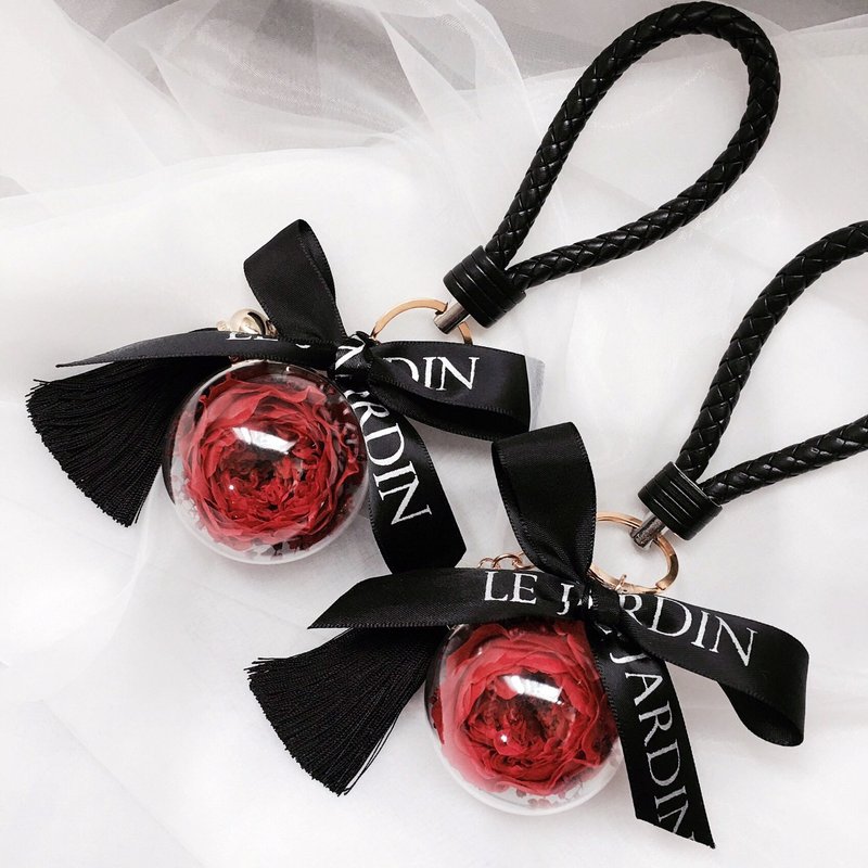  Le Jardin 凡尔赛皇后 永生奥丝丁玫瑰永生花球 流苏皮革钥匙圈 / 情人节 生日礼物 - 植栽/盆栽 - 植物．花 