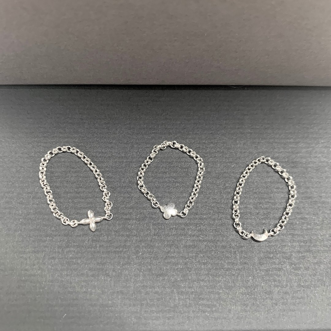 纯银链戒，极简坠饰，花朵、十字、月亮 - 戒指 - 纯银 银色