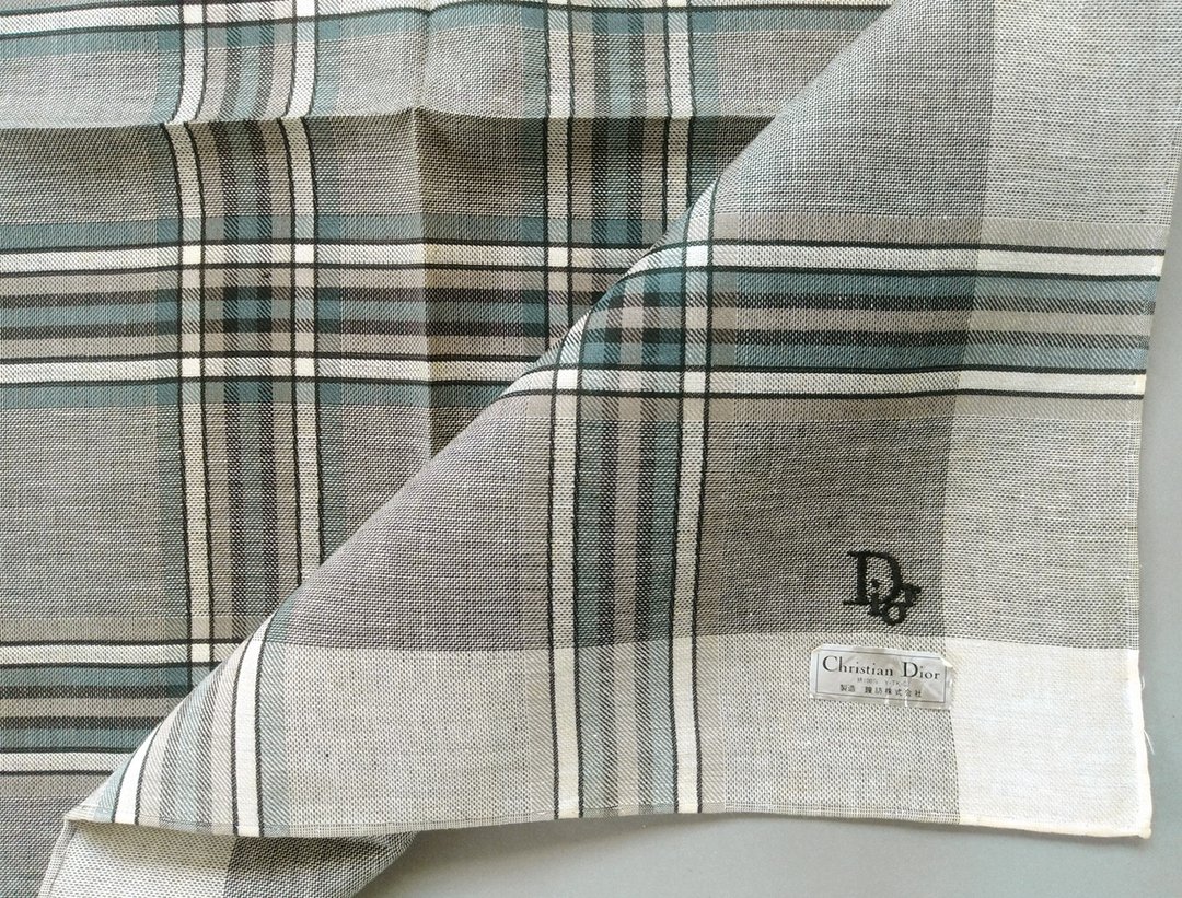 复古 Christian Dior 灰色格纹织纹手帕 19 x 19 英寸 - 手帕/方巾 - 棉 银色