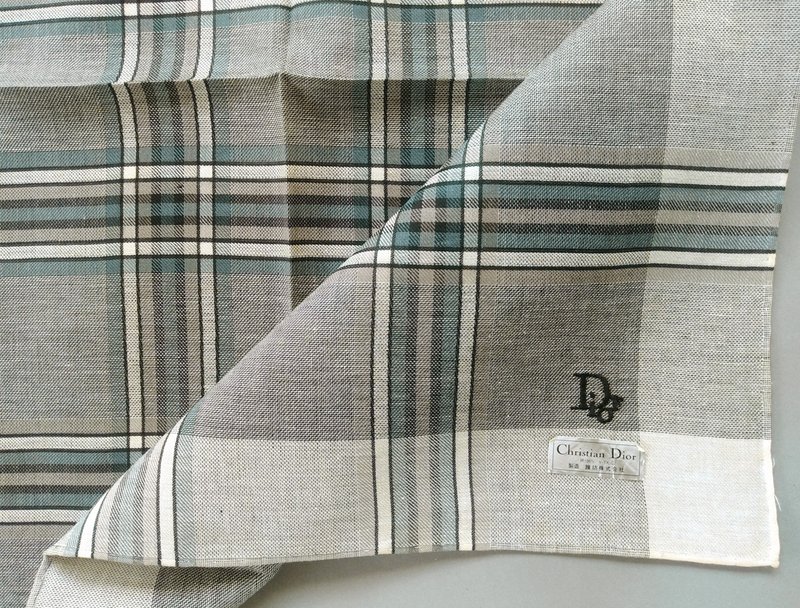 复古 Christian Dior 灰色格纹织纹手帕 19 x 19 英寸 - 手帕/方巾 - 棉．麻 银色