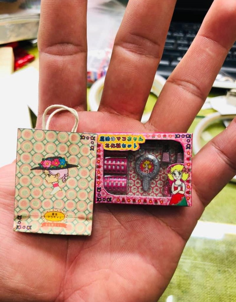 微缩 袖珍 迷你 柑仔店 古早味玩具 (少女の宝盒) 场景 - 玩偶/公仔 - 塑料 粉红色