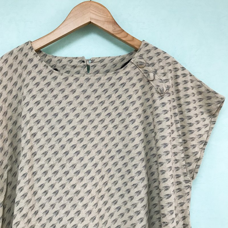 古着洋装 / 米白色箭头短袖娃娃装 - 洋装/连衣裙 - 棉．麻 白色