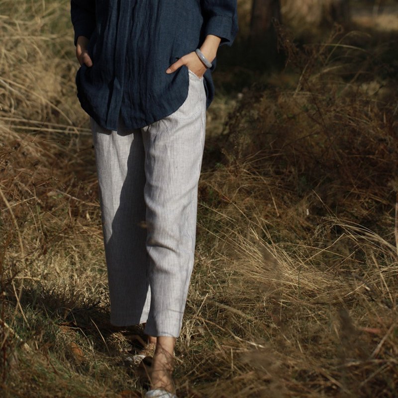 不服 中性宽松条纹阔腿裤 流浪者长裤  灰白  P160306 - 女装长裤 - 棉．麻 银色