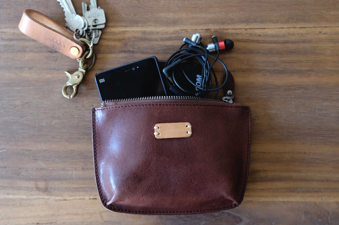Small Customized Leather Zipper Clutch Purse - 手拿包 - 真皮 咖啡色