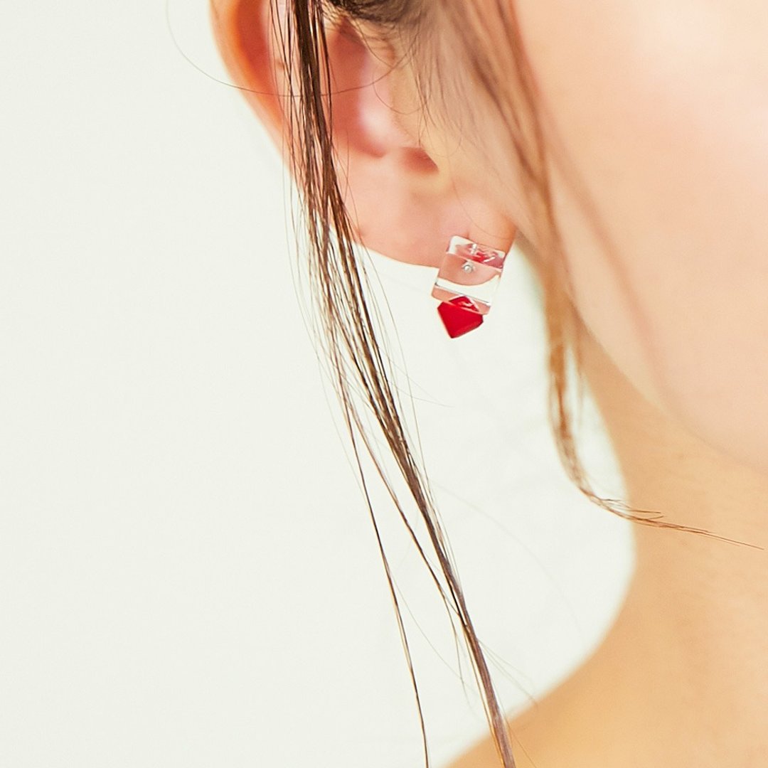 Ice Cube || Piercing || Red - 耳环/耳夹 - 其他材质 红色