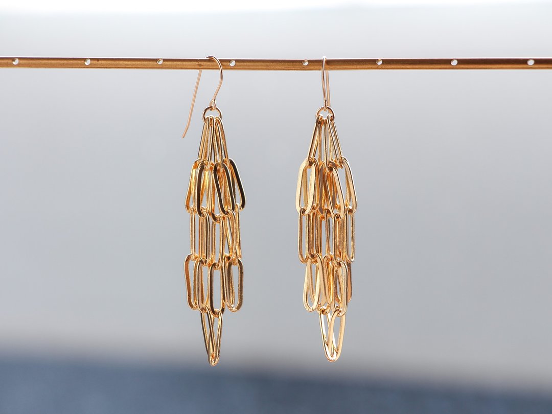 14kgf(only hook)-volume chain pierced earrings /can change to clip-on - 耳环/耳夹 - 其他金属 金色