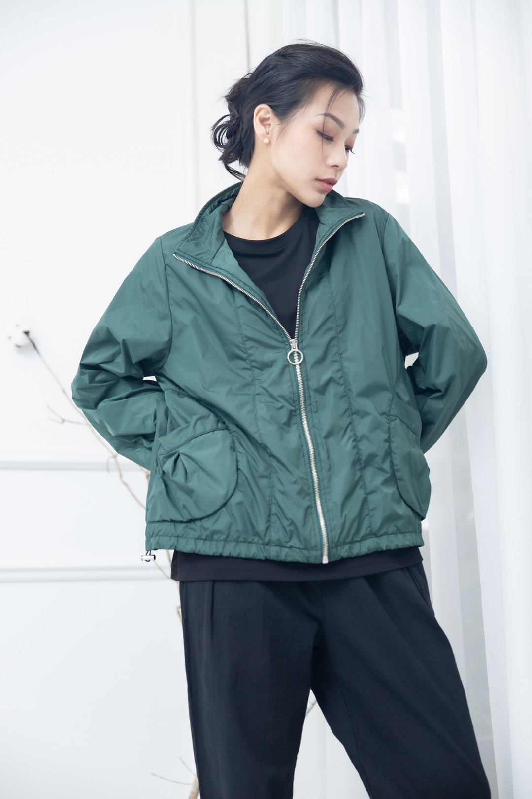 下摆弹性抽绳风衣外套 绿色 - 女装休闲/机能外套 - 其他材质 绿色