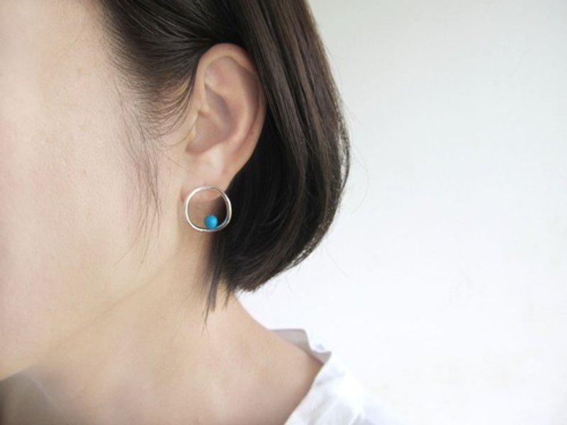 Natural turquoise circle earrings, made to order - 耳环/耳夹 - 纯银 