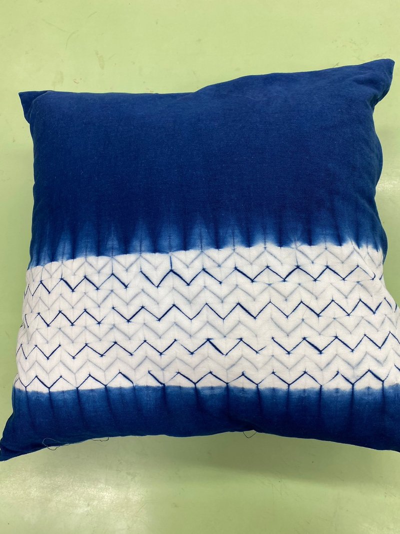 蓝染抱枕 - 枕头/抱枕 - 棉．麻 