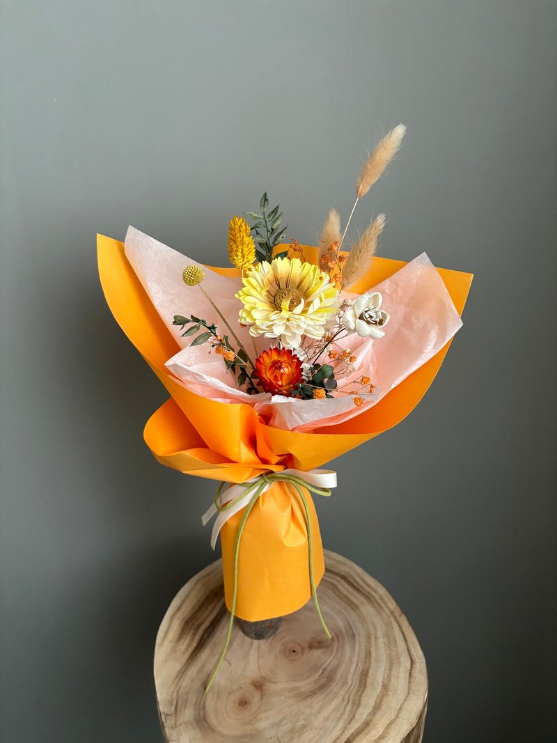 毕业缤纷花束/毕业花束/毕业礼物/毕业祝福/向日葵花束 - 干燥花/捧花 - 植物．花 多色