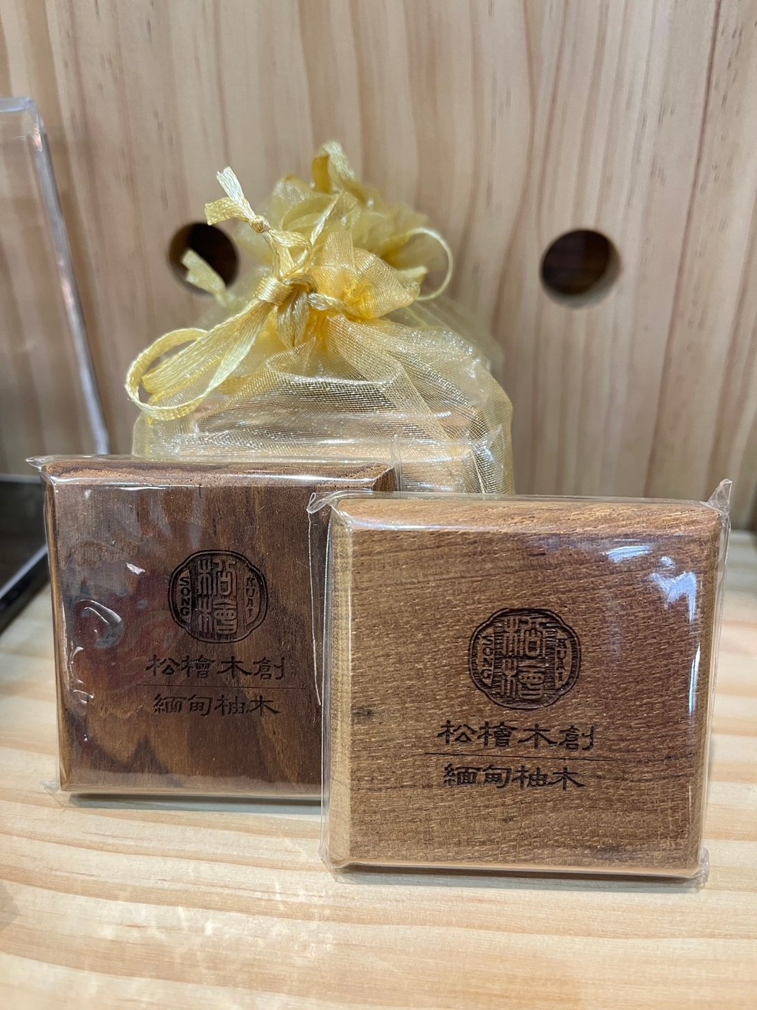 桧木小杯垫丨多种图案丨雷雕丨嘉义伴手礼(一组2入) - 摆饰 - 木头 