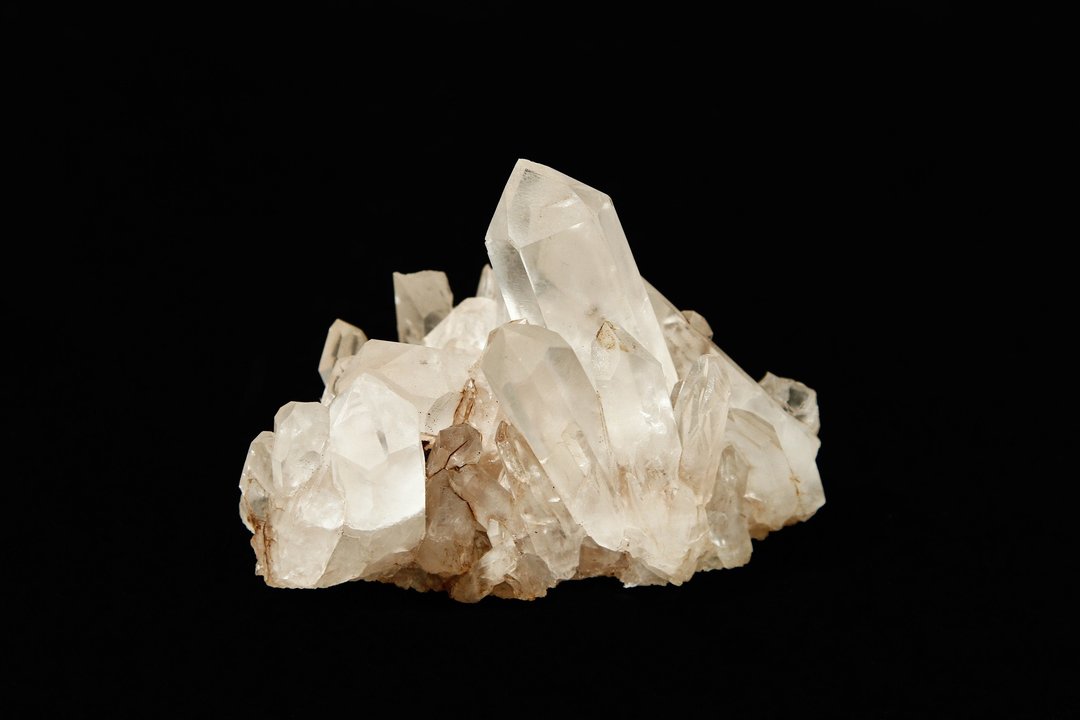 【净化系列】天然精选白水晶簇 晶体精美具份量 特殊生长印记 5 - 摆饰 - 宝石 白色