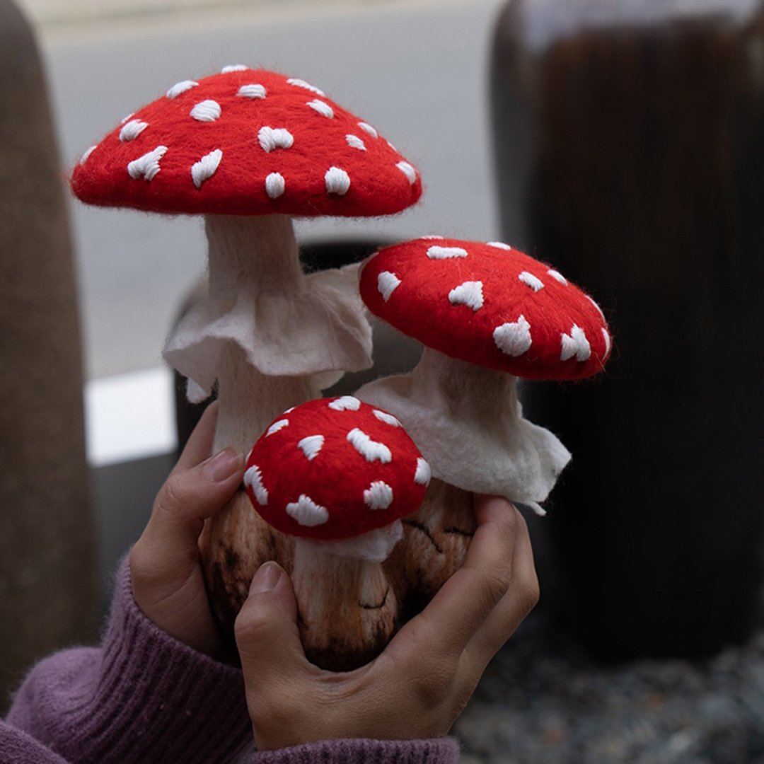 轲人羊毛毡手工仿真蘑菇居家摆件森系节日礼物装饰欧美田园风道具 - 摆饰 - 羊毛 