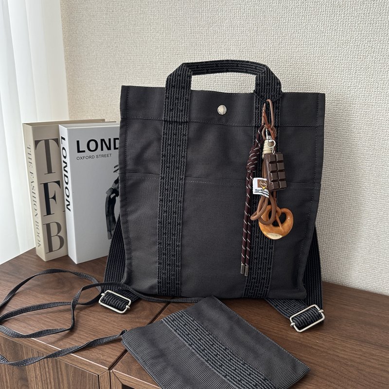 HERMÈS 爱马仕 Herline 灰色 帆布 后背包 - 后背包/双肩包 - 棉．麻 灰色