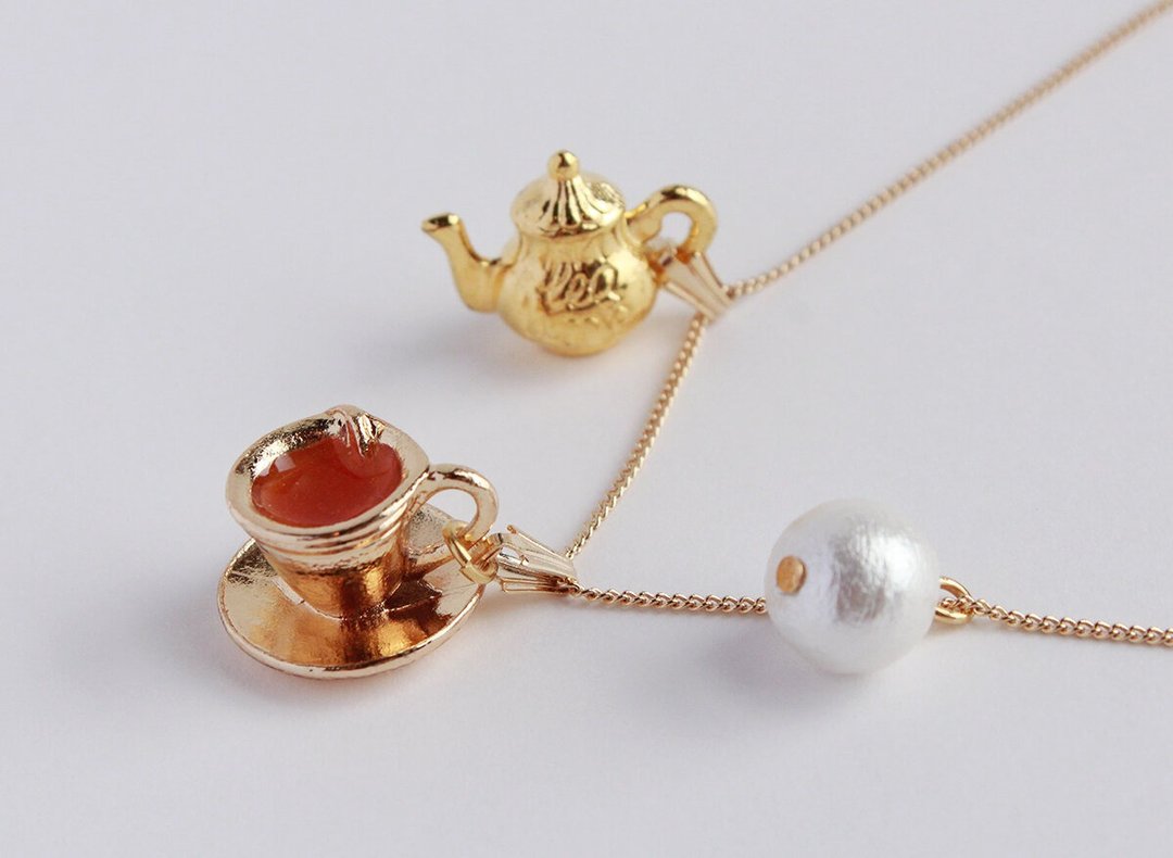 Tea Party Tea Cup Necklace Gold - 项链 - 铜/黄铜 金色
