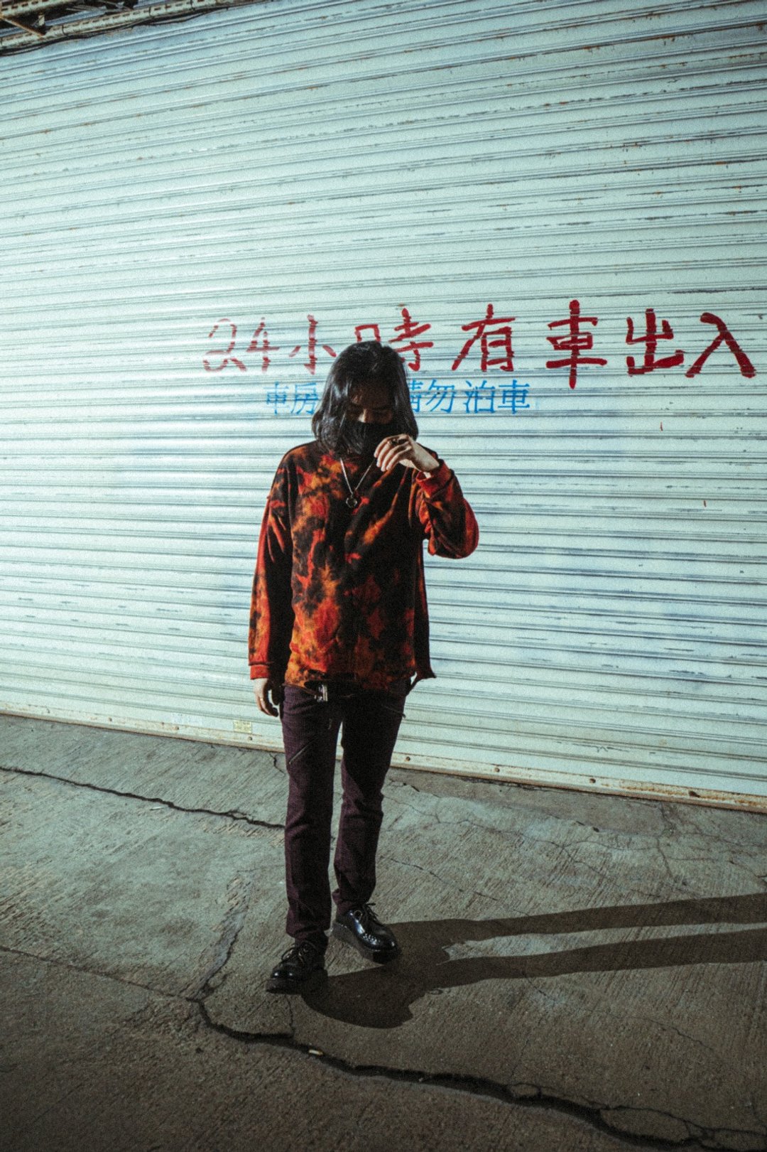 破洞圆领卫衣 100%棉 - 中性连帽卫衣/T 恤 - 棉 多色