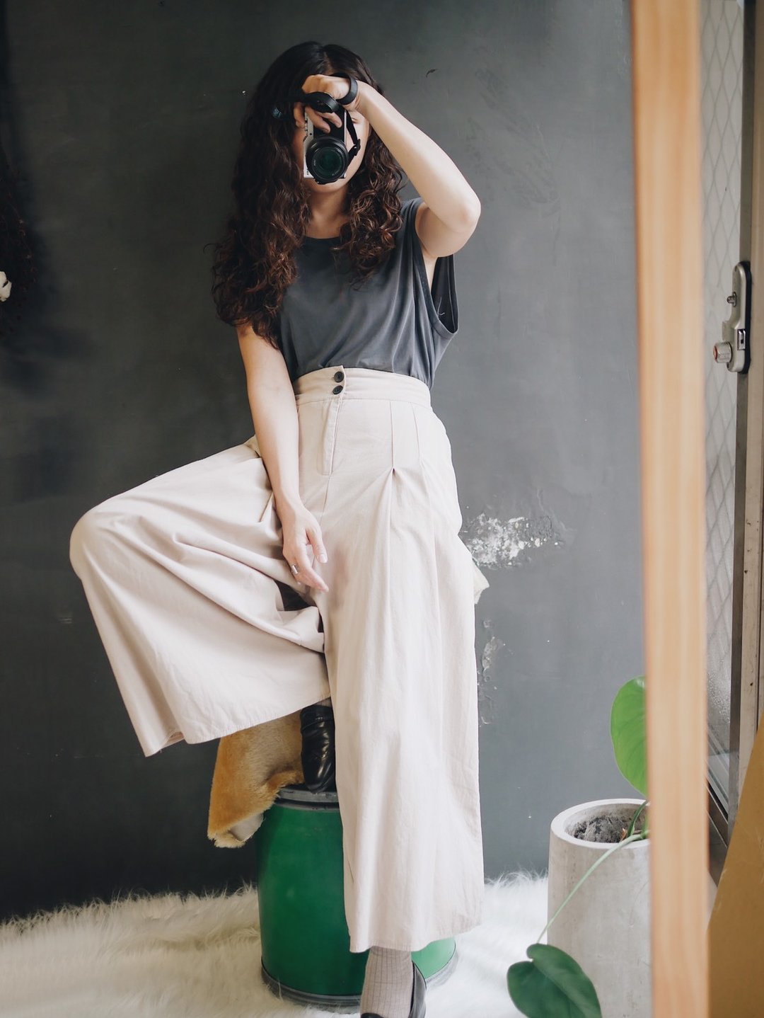 浅卡其经典素面打折春季夏日时光 古董棉麻质软布亲舒宽裤pants - 女装长裤 - 棉 卡其色
