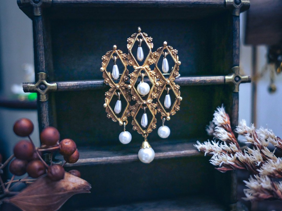 Florenza 镂空珍珠垂坠摩天轮胸针—美国古董首饰Vintage Jewelry - 胸针 - 其他金属 