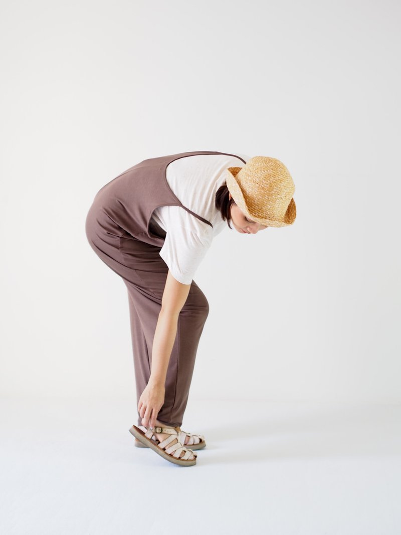 ByTheSea Spaghetti Long Jumpsuit - Mocha - 背带裤/连体裤 - 棉．麻 咖啡色