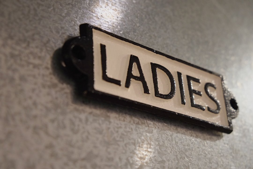 DULTON 告示铁牌 LADIES - 墙贴/壁贴 - 其他金属 黑色