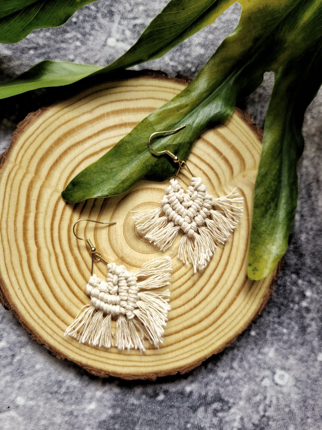 Macrame编织耳环-基里姆 - 耳环/耳夹 - 棉 白色
