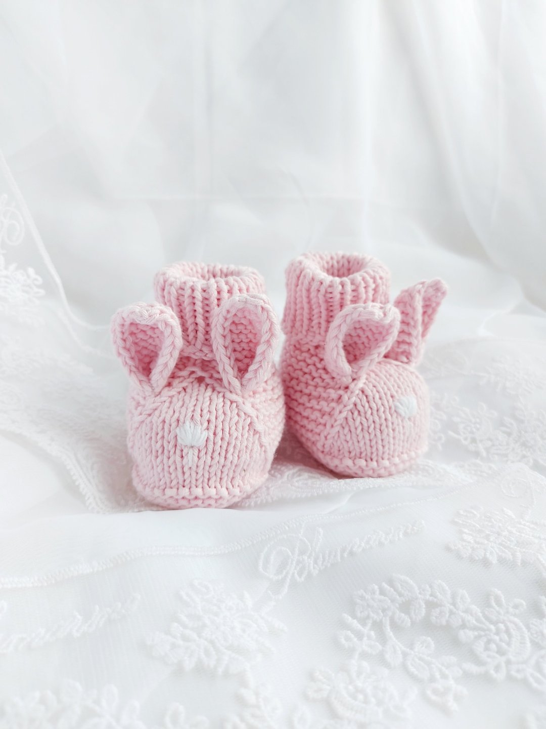 Knitted baby booties Baby shower gift Bunny baby shoes Booties for newborn - 婴儿鞋 - 羊毛 粉红色