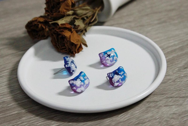 【耳环/耳夹 】天空猫影耳环 - 耳环/耳夹 - 树脂 蓝色