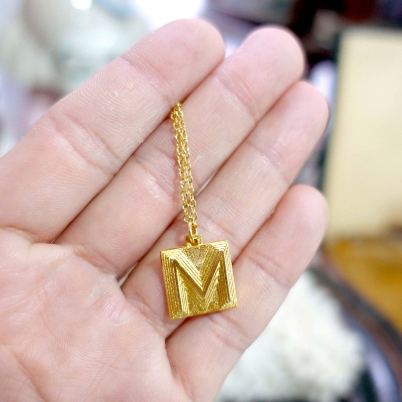 日本中古镀真金色正方形M字立体图案颈链项链 高级古着珠宝首饰 - 项链 - 其他金属 金色
