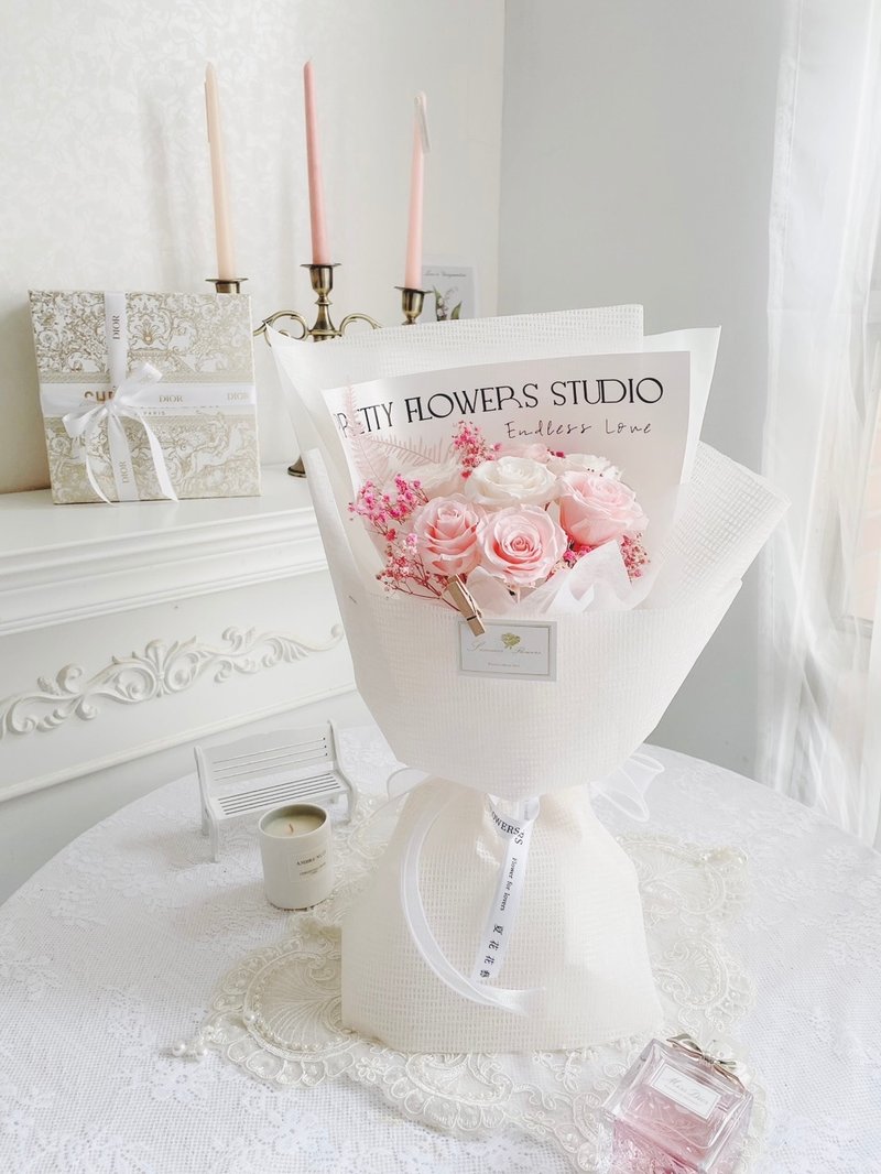 粉白永生玫瑰花束－法式香榭 - 干燥花/捧花 - 植物．花 粉红色
