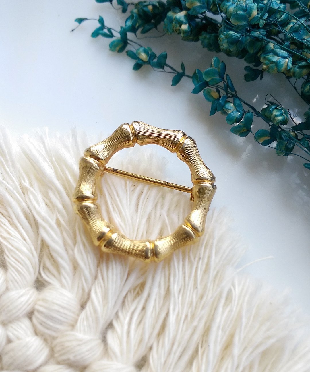 Vintage Jewelry 西洋古董饰品 迷你环圈 竹节 小巧 别针 - 徽章/别针 - 其他金属 金色