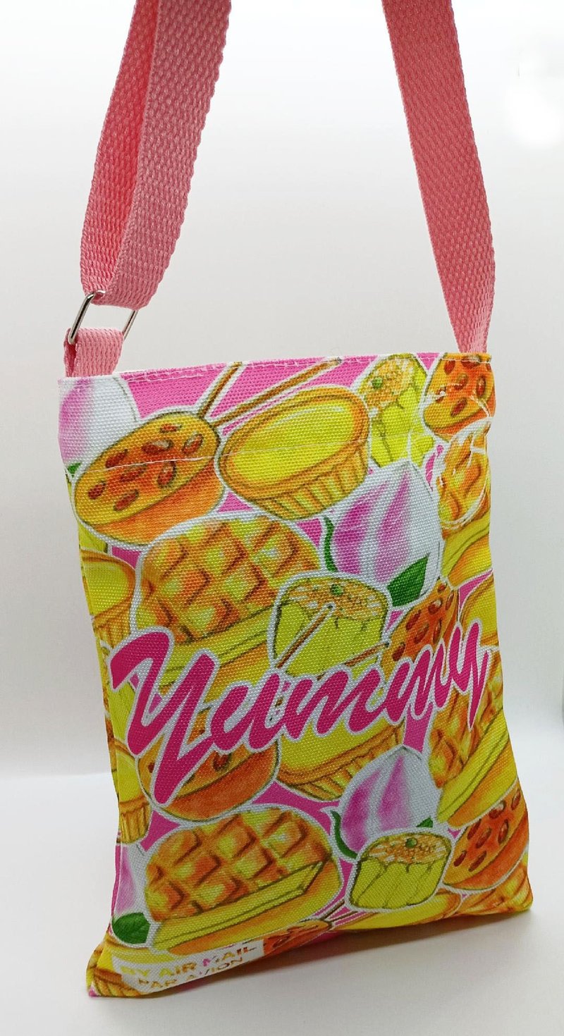 港式饮食文化文创帆布侧背手机袋(港式经典食物水彩画) - 手提包/手提袋 - 其他材质 粉红色