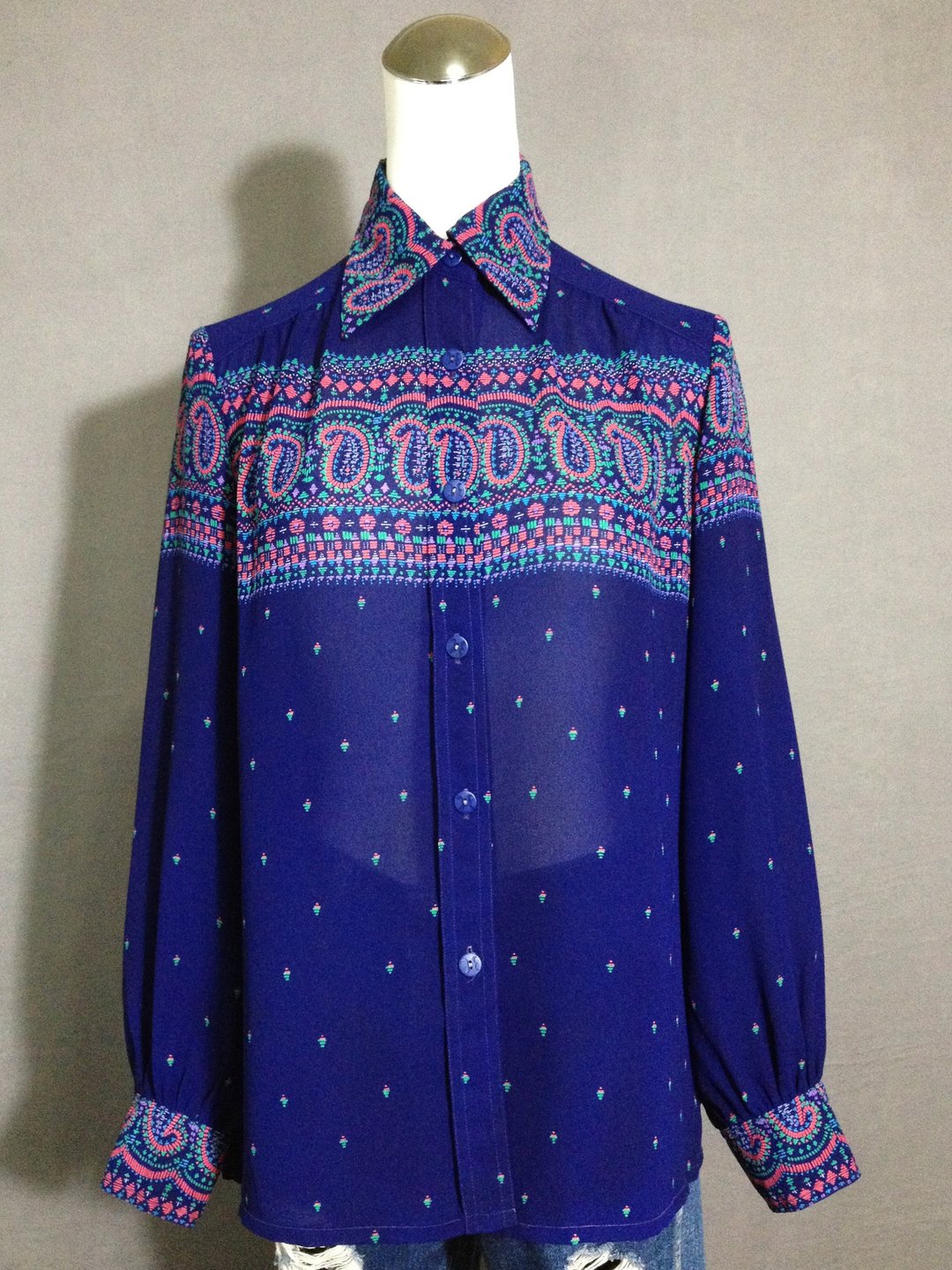 乒乓古着 [ 古着衬衫/ 图腾宝蓝雪纺古着衬衫 ] 国外带回 VINTAGE - 女装衬衫 - 其他材质 