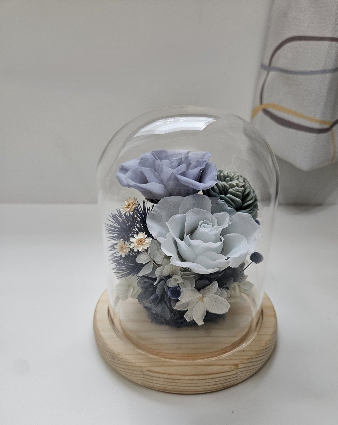 莫兰迪蓝紫永生花玻璃花礼 永生玫瑰花礼 干燥花 - 干燥花/捧花 - 植物．花 多色
