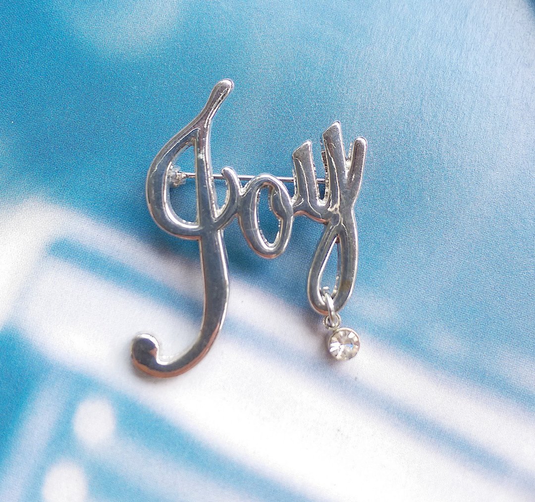 Vintage Jewelry  银色调 字体 英文名 Joy  别针  胸针 - 徽章/别针 - 其他材质 金色
