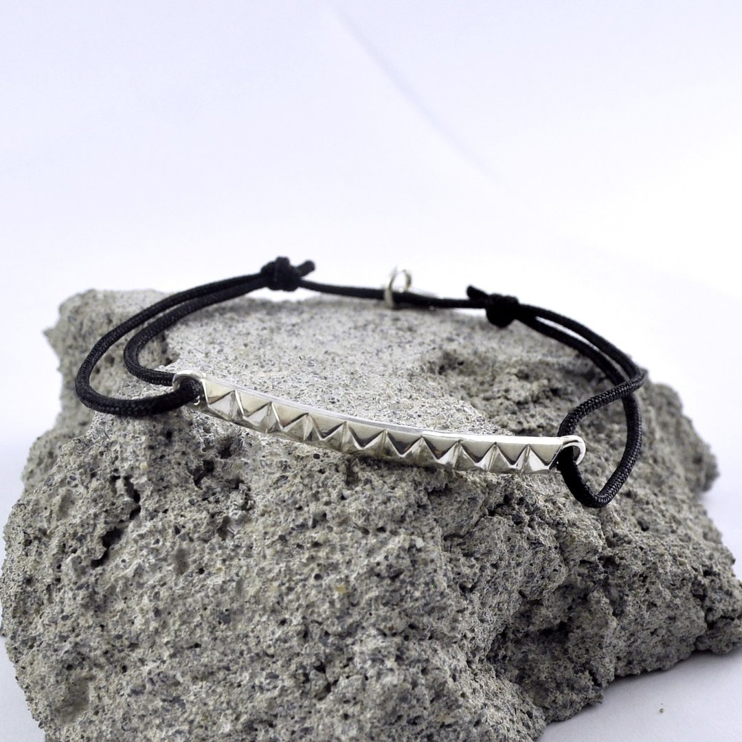 方形铆钉系绳手环 925纯银 men's jewelry - 手链/手环 - 纯银 银色