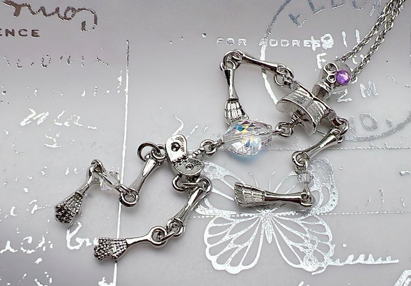 | 骷颅头施华洛世奇项链 | 骨头会动定制化 礼盒 24小时出货 - 项链 - 其他材质 多色