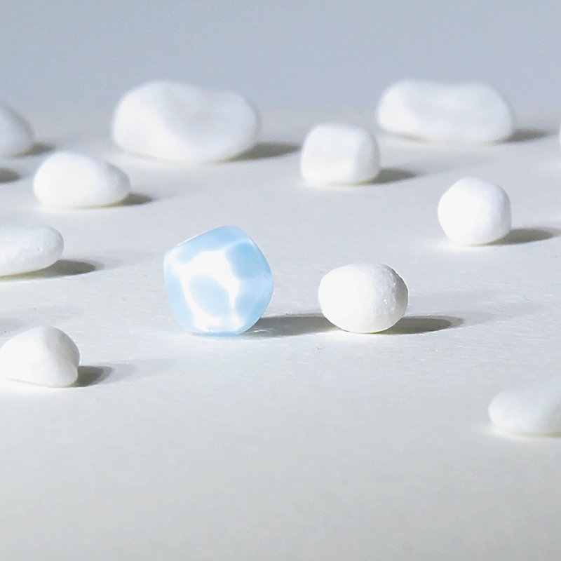 Pure系列 玻璃耳环 耳夹 单只 不规则 透明 蓝色 - 耳环/耳夹 - 玻璃 蓝色