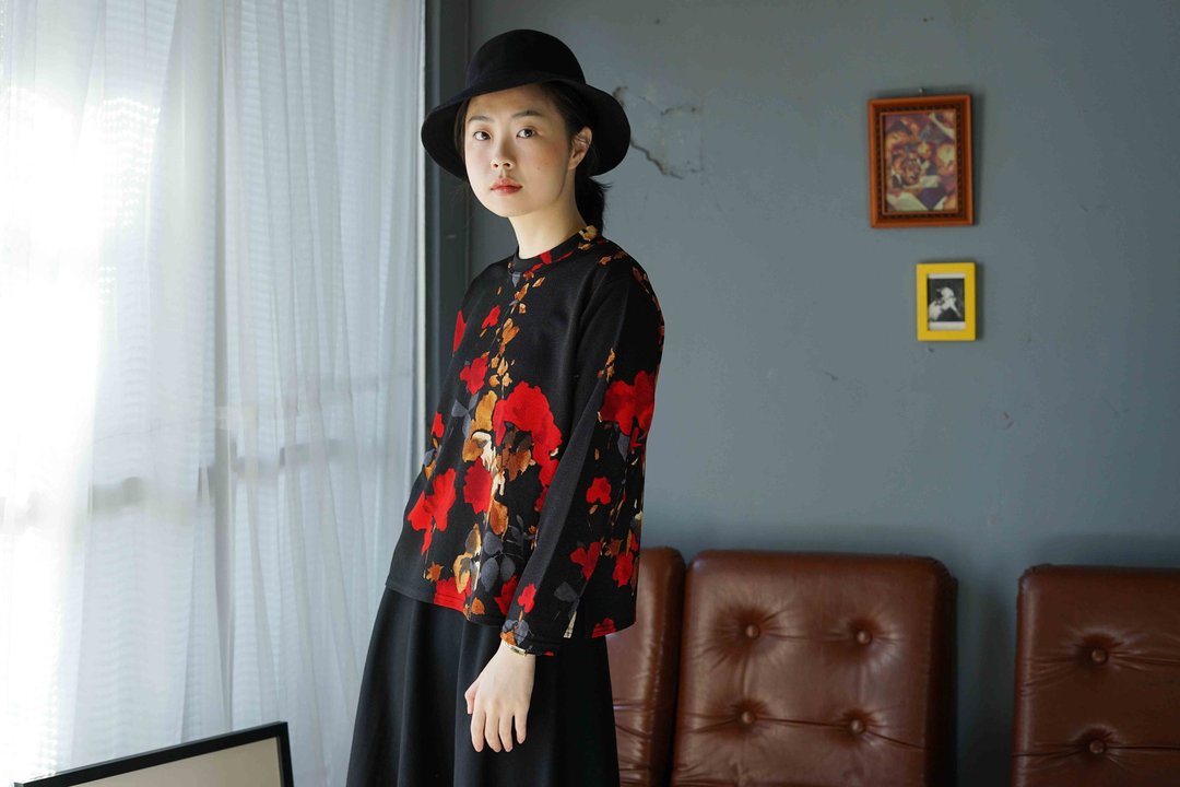 寻宝古着-霸气外露日式极道黑玫瑰半高领上衣 - 女装上衣 - 聚酯纤维 黑色