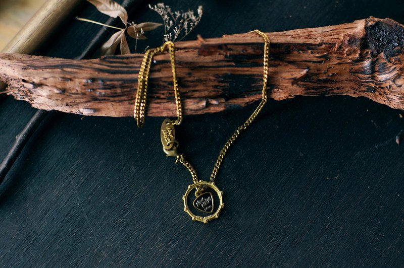 鼓起勇气黄铜版项链 - 项链 - 其他金属 金色