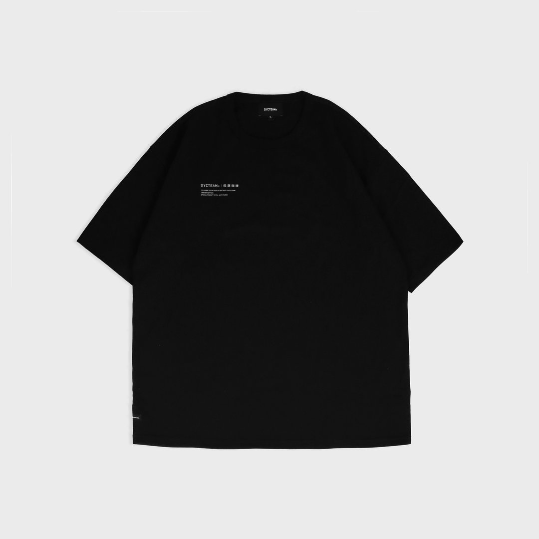 DYCTEAM X SATO CURRY - Urban camping festival loose tee (bla - 男装上衣/T 恤 - 棉．麻 黑色