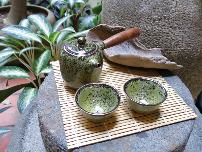 【台客蓝】金瓜茶具组 金瓜壶+金瓜杯2杯 - 茶具/茶杯 - 陶 