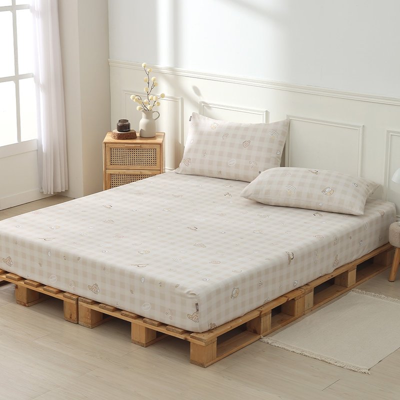 【The Butters 奶油家族联名款】甜点时光吸湿排汗天丝床包枕套组 - 寝具 - 环保材料 多色