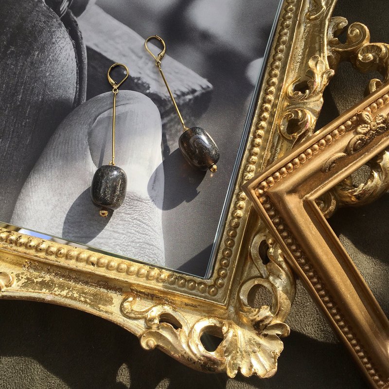 夜空中最亮的星 黄铜耳环 树脂 - 耳环/耳夹 - 铜/黄铜 金色