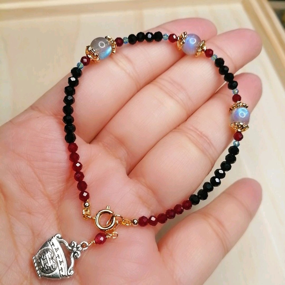 金银财宝Jinyin caibao 灰月光手链 - 手链/手环 - 宝石 
